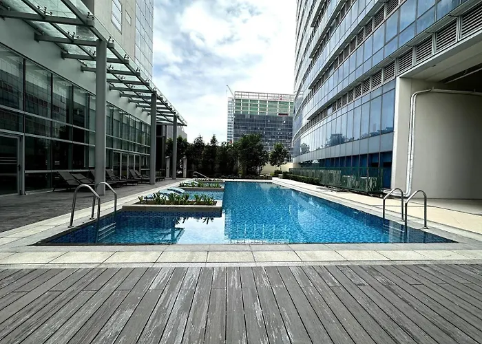 2br Urban Modernity + Washer Near Uptown Mall *